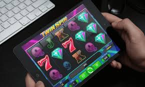 Как войти на сайт Casino MaxSlots